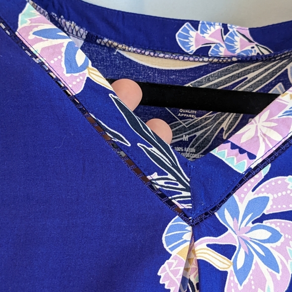 St. John's Bay Medium Floral Bright Beautifully Colored Boho Top Blouse 😎 - Picture 3 of 9